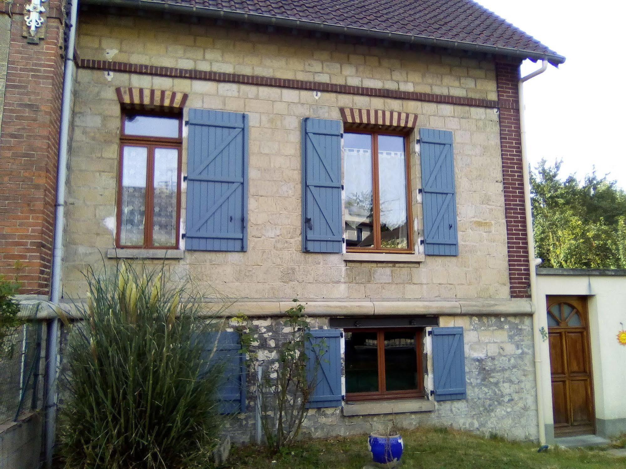 Loc'Apparts Beaumont-sur-Oise エクステリア 写真